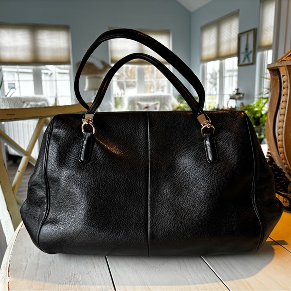 Stunning Coach black leather - Picture 5 of 15
